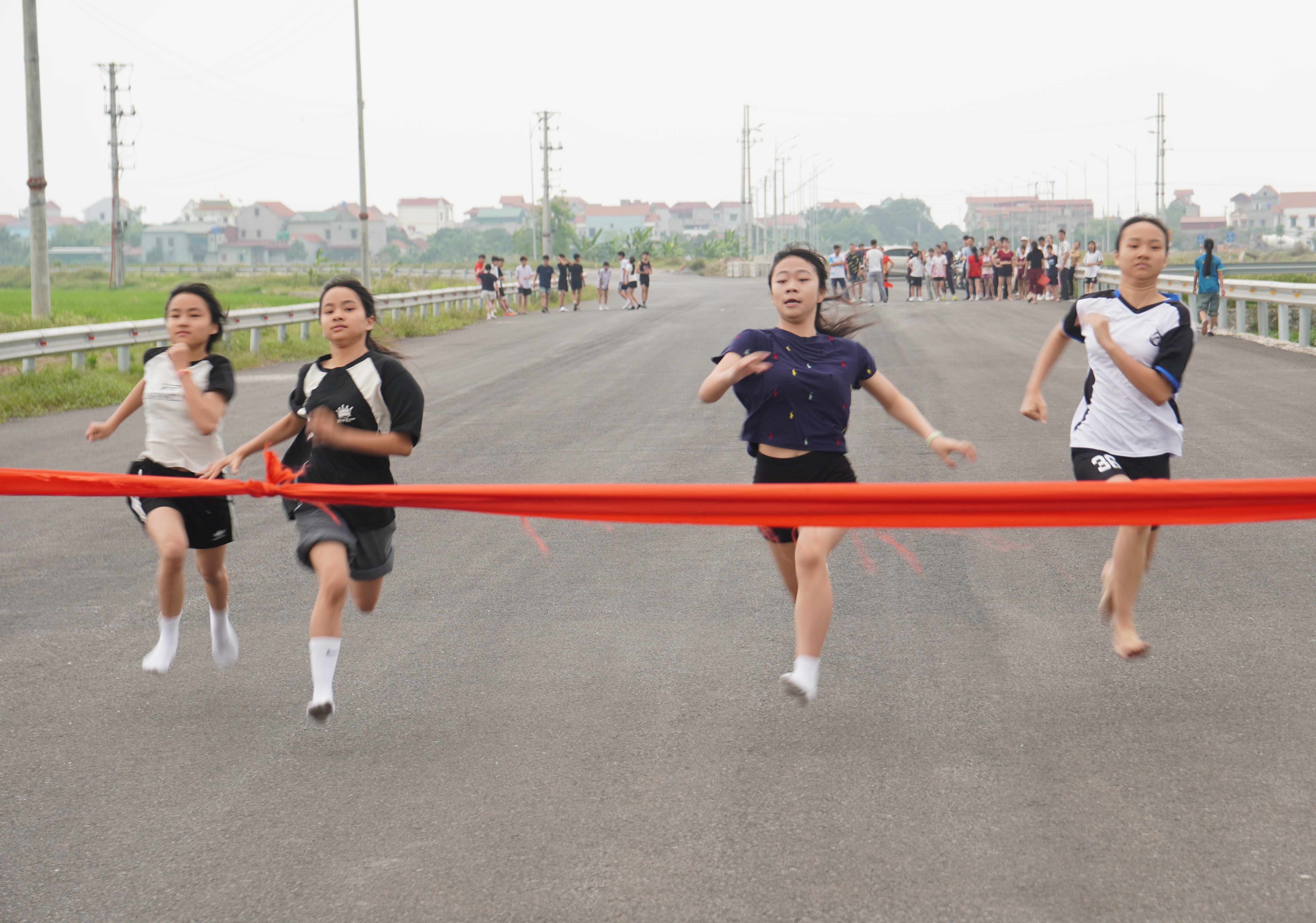 Ban Tổ chức Đại hội TDTT xã Nguyễn Trãi tổ chức Giải Điền kinh – Nội dung thi đấu của Đại hội TDTT xã Nguyễn Trãi lần thứ I