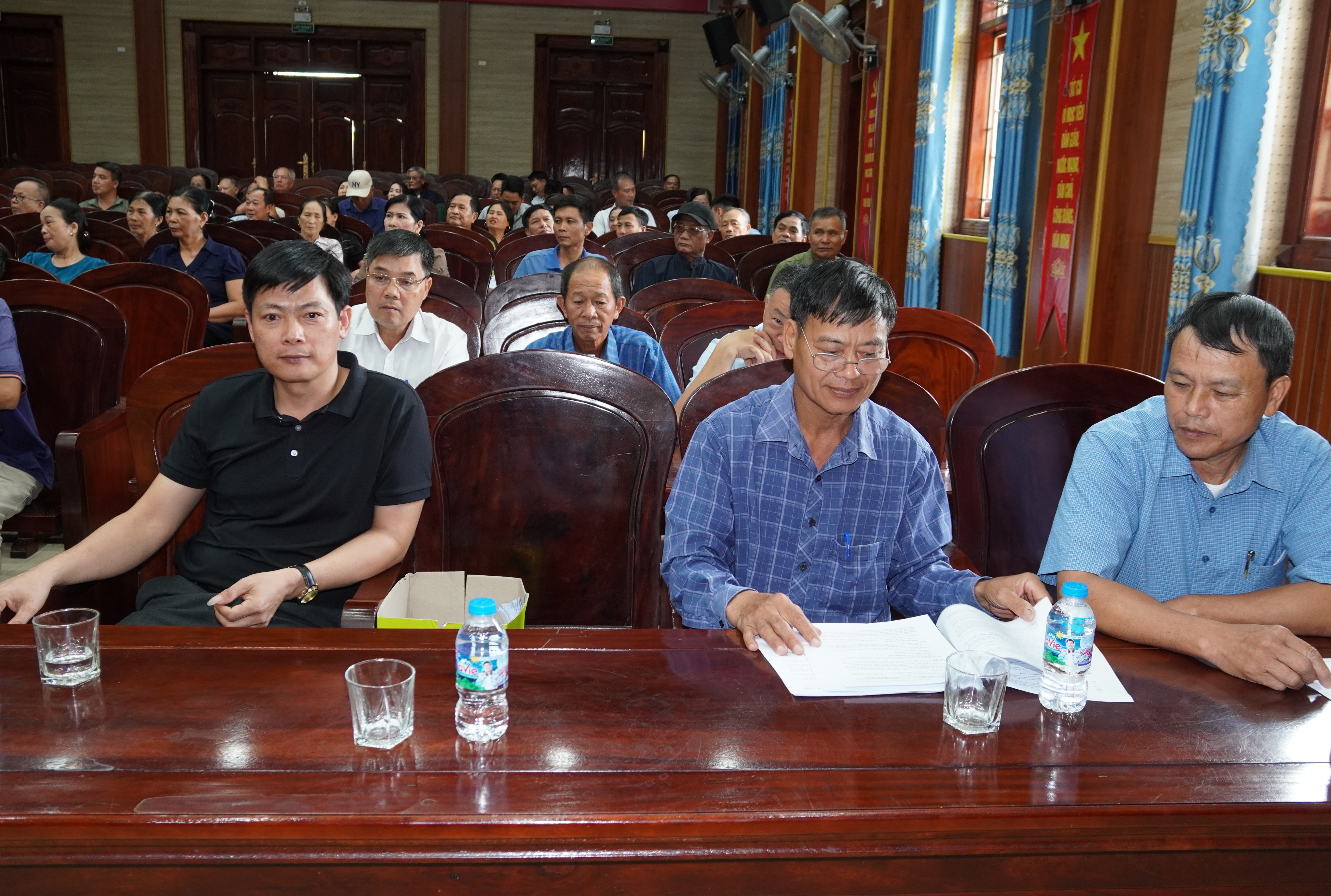 Ban Xây dựng Đảng xã Nguyễn Trãi tổ chức hội nghị triển khai, quán triệt các Quy định, Nghị quyết, Kết luận của tỉnh về bố trí người hoạt động không chuyên trách cấp thôn; Hướng dẫn về sắp xếp, thành lập tổ chức đảng và công tác nhân sự cấp ủy ở thôn
