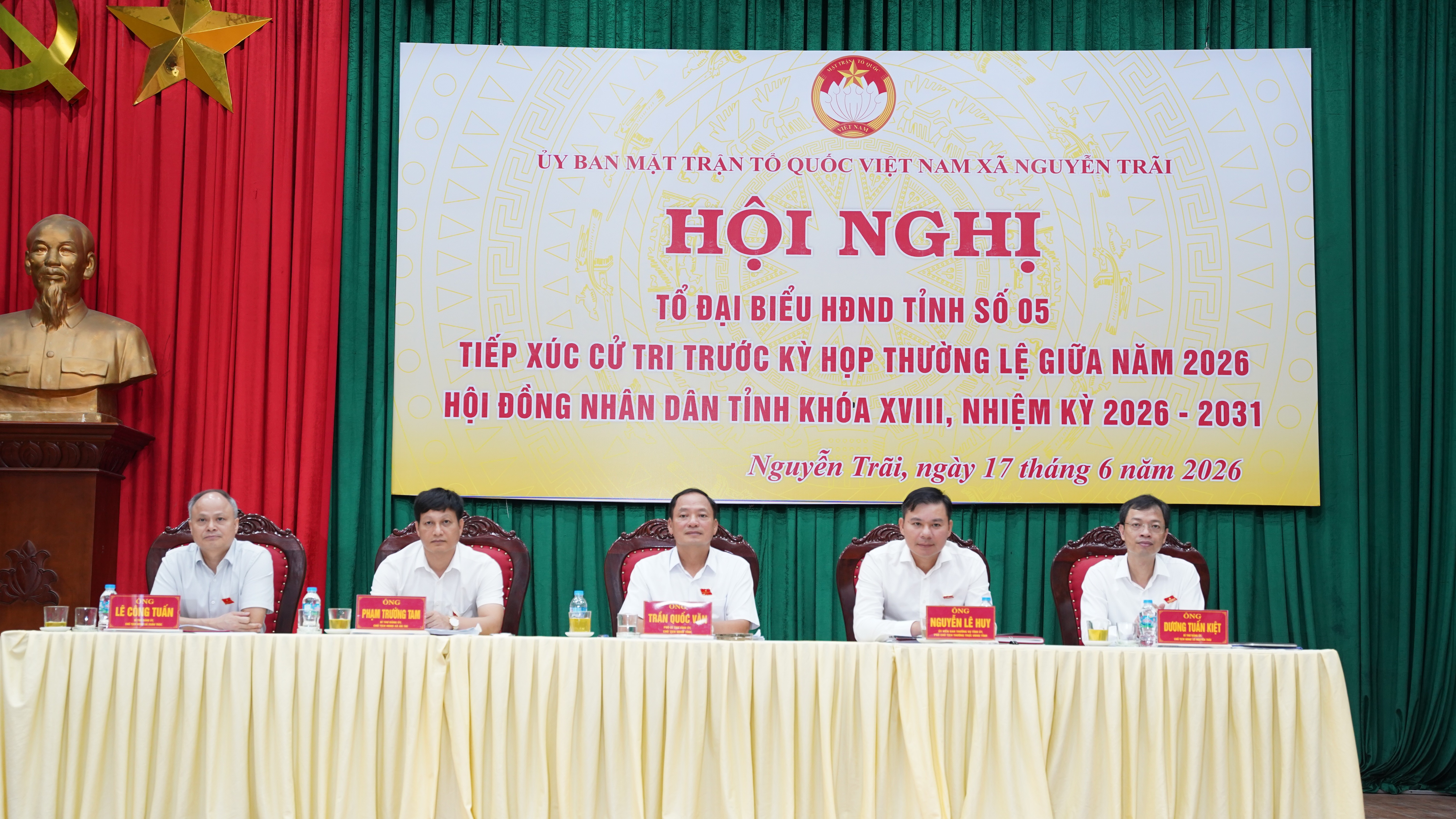 Tổ đại biểu số 5 HĐND tỉnh tiếp xúc với cử tri các xã Nguyễn Trãi, Ân Thi, Xuân Trúc, Phạm Ngũ Lão, Hồng Quang, Đoàn Đào và Nghĩa Dân