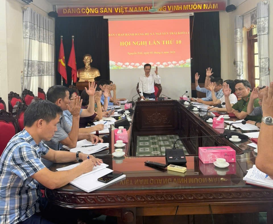 Ban Chấp hành Đảng bộ xã Nguyễn Trãi tổ chức hội nghị xem xét, cho ý kiến về tờ trình đề nghị thông qua chủ trương thành lập phường Nguyễn Trãi thuộc tỉnh Hưng Yên trên cơ sở giữ nguyên trạng địa giới đơn vị hành chính xã Nguyễn Trãi.