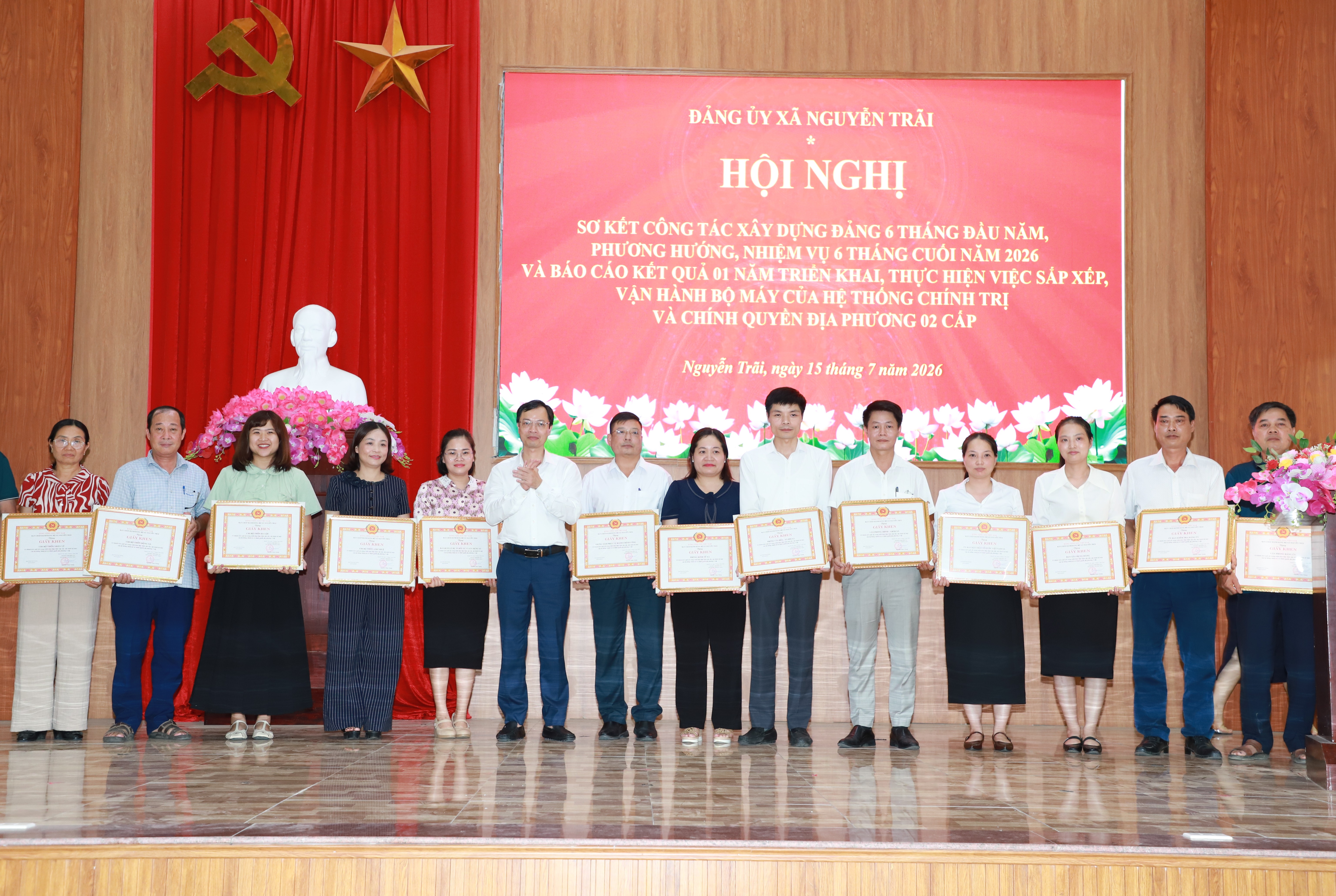 Đảng ủy xã Nguyễn Trãi tổ chức hội nghị sơ kết công tác xây dựng Đảng 6 tháng đầu năm, phương hướng, nhiệm vụ 6 tháng cuối năm 2026 và đánh giá 01 năm triển khai, thực hiện sắp xếp, vận hành bộ máy của hệ thống chính trị và chính quyền địa phương 2 cấp