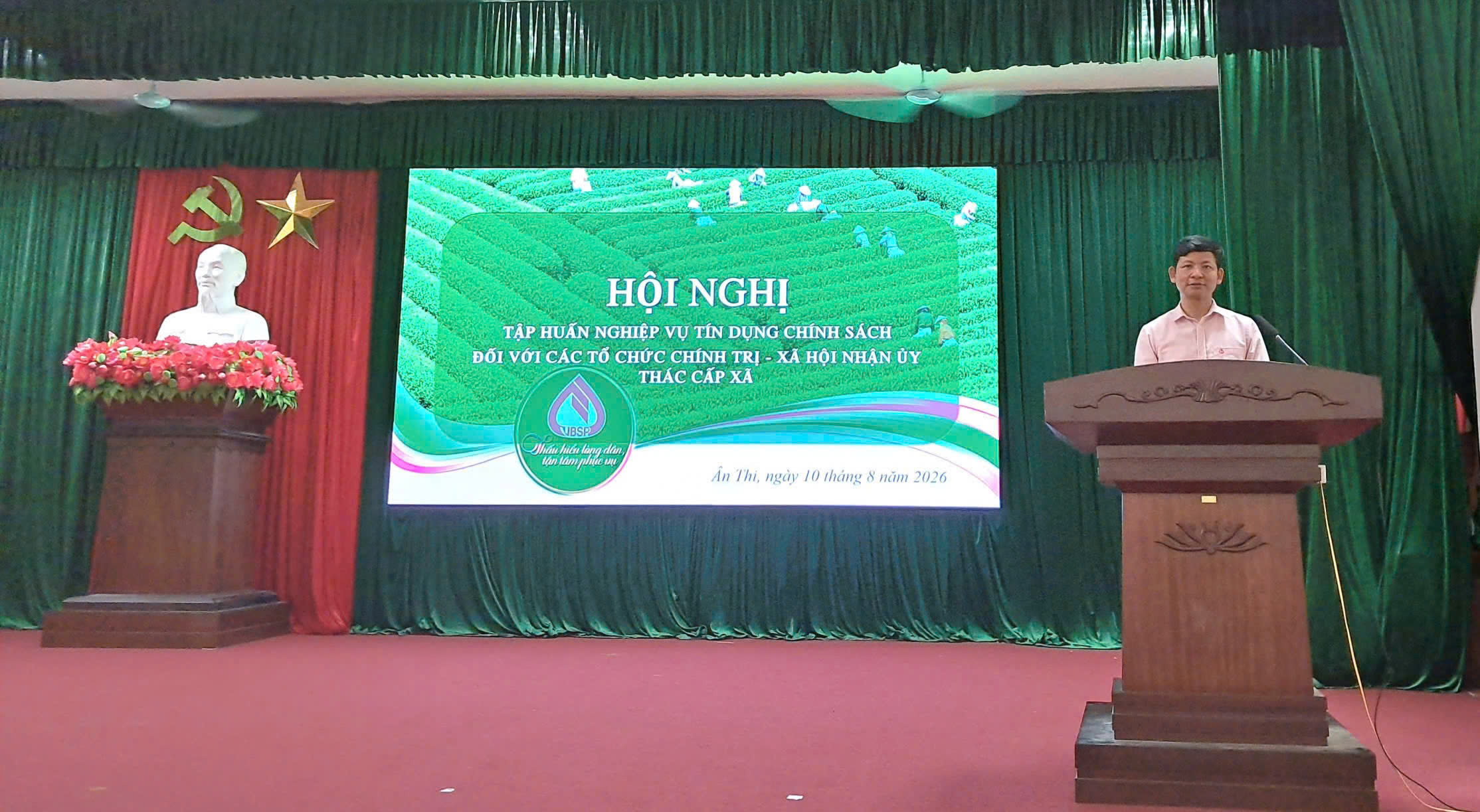 Ngân hàng Chính sách xã hội: Tập huấn nghiệp vụ tín dụng đối với Trưởng thôn