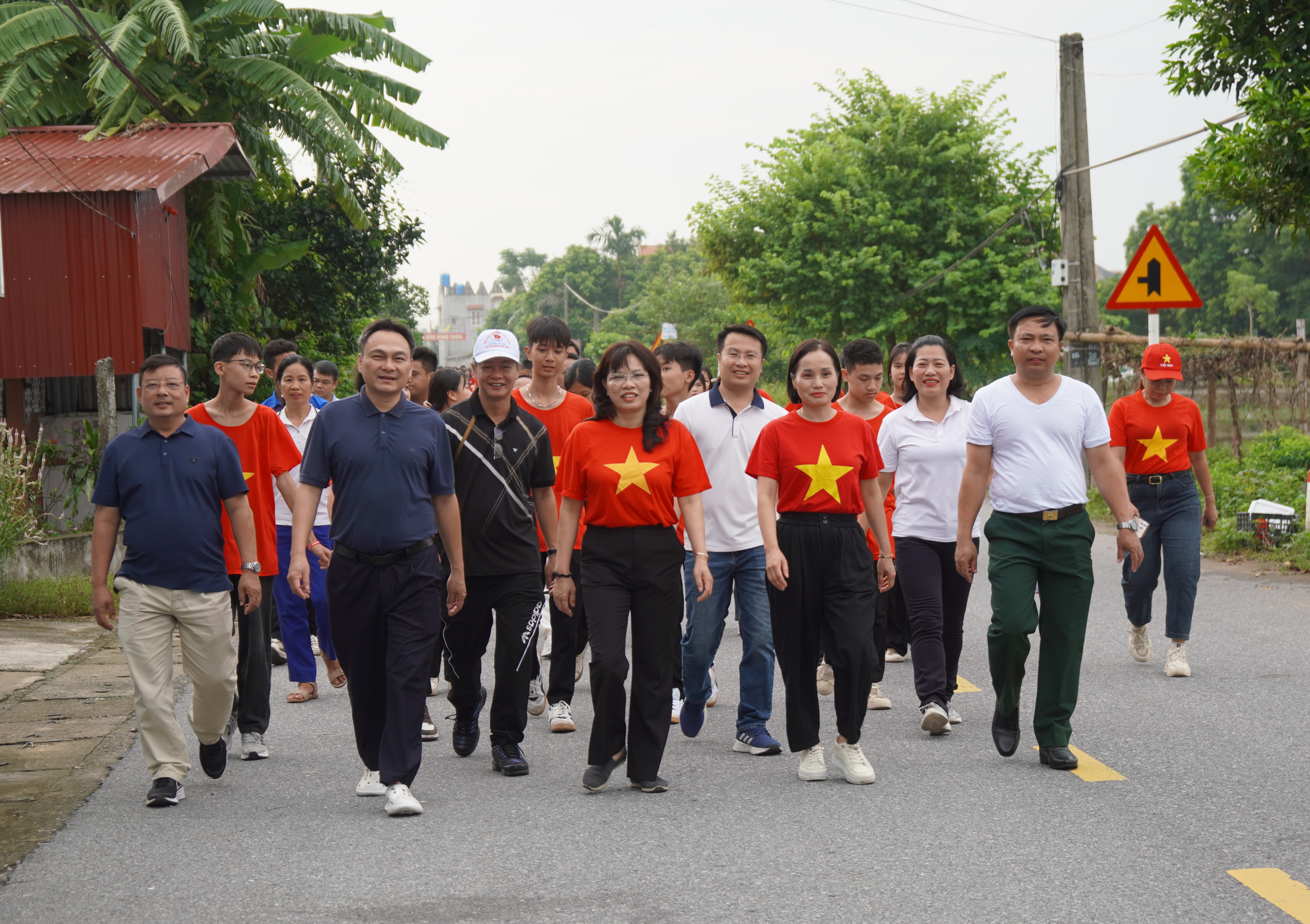 Xã Nguyễn Trãi tổ chức hoạt động “Cùng Việt Nam tiến bước”