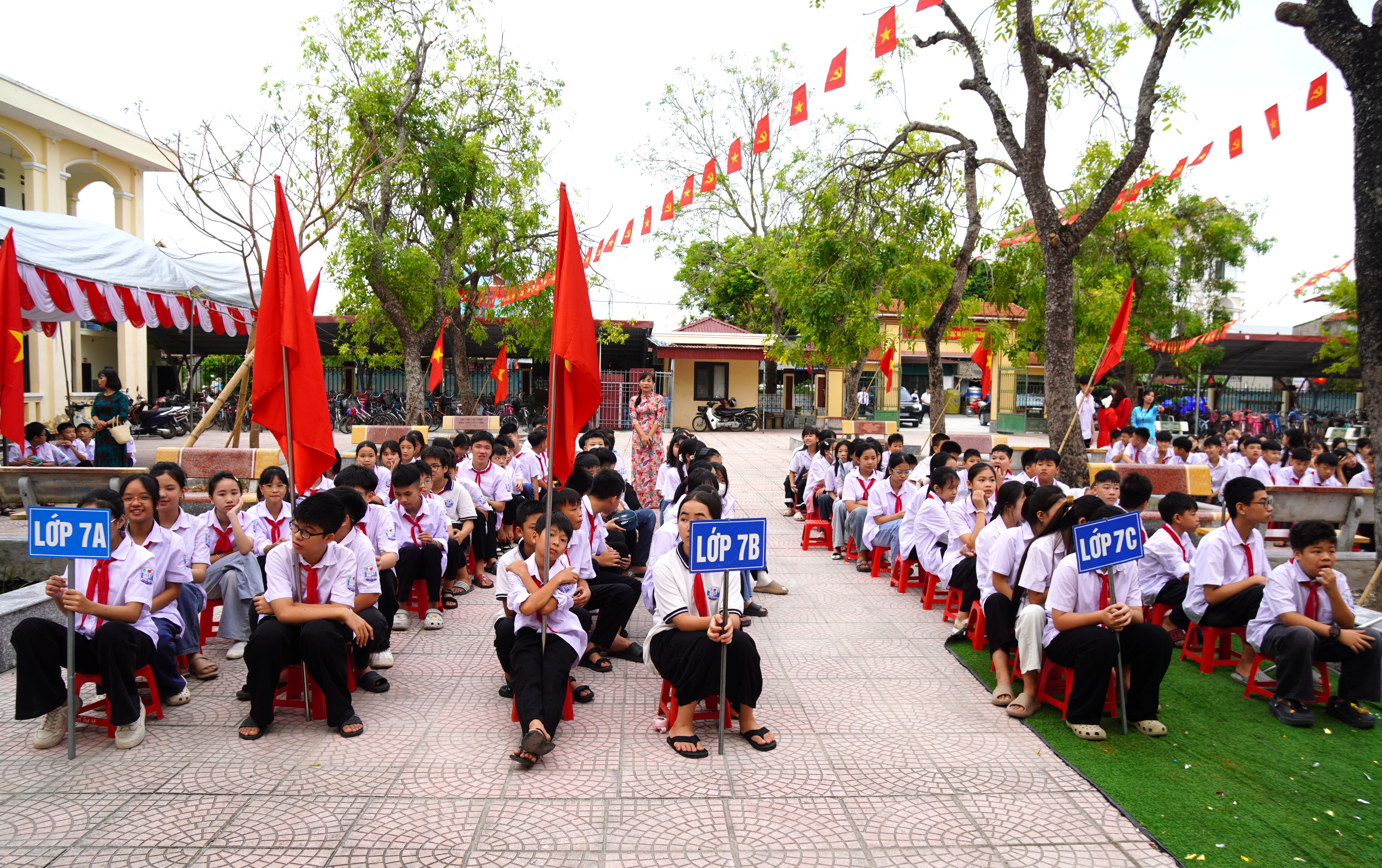 Xã Nguyễn Trãi tưng bừng khai giảng năm học mới