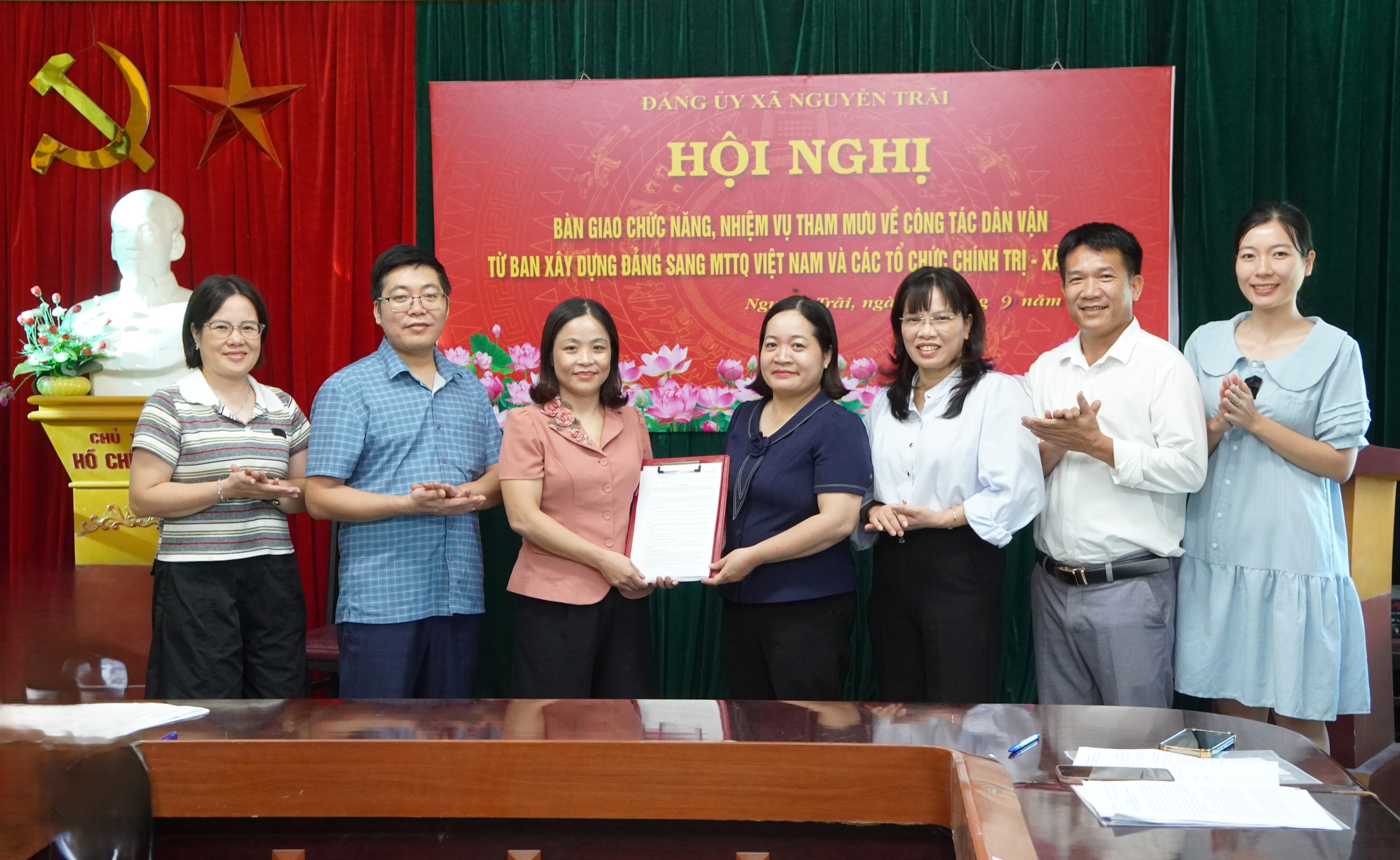Đảng ủy xã Nguyễn Trãi tổ chức hội nghị bàn giao chức năng, nhiệm vụ tham mưu công tác dân vận từ Ban Xây dựng Đảng về MTTQ Việt Nam và các tổ chức chính trị - xã hội xã