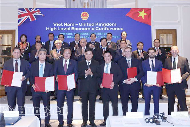 Hưng Yên ký 2 bản ghi nhớ hợp tác chiến lược tại London, hướng tới tổ hợp cảng biển – sân bay – logistics – công nghiệp quy mô lớn
