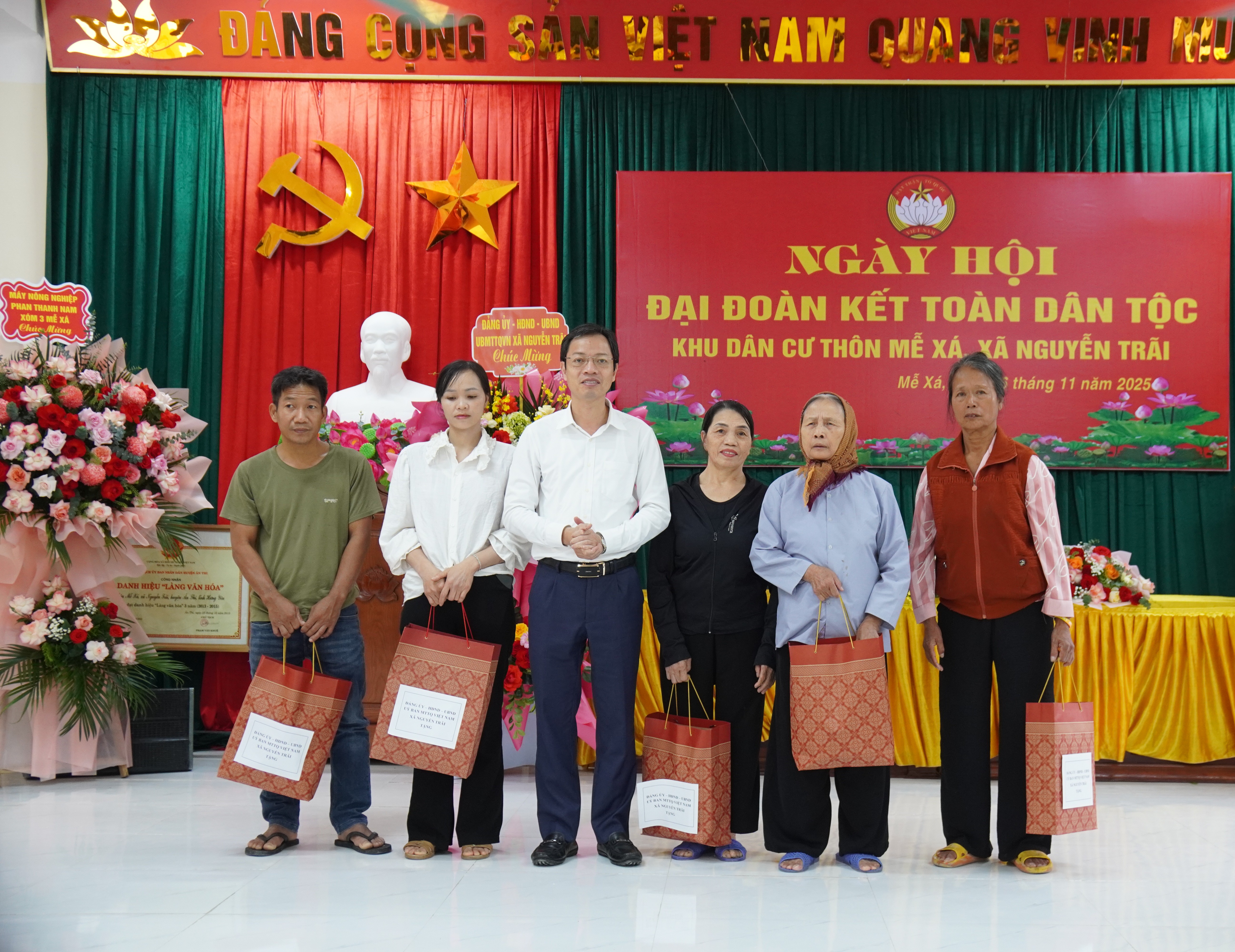 Ngày hội đại đoàn kết toàn dân tộc khu dân cư Mễ Xá - xã Nguyễn Trãi