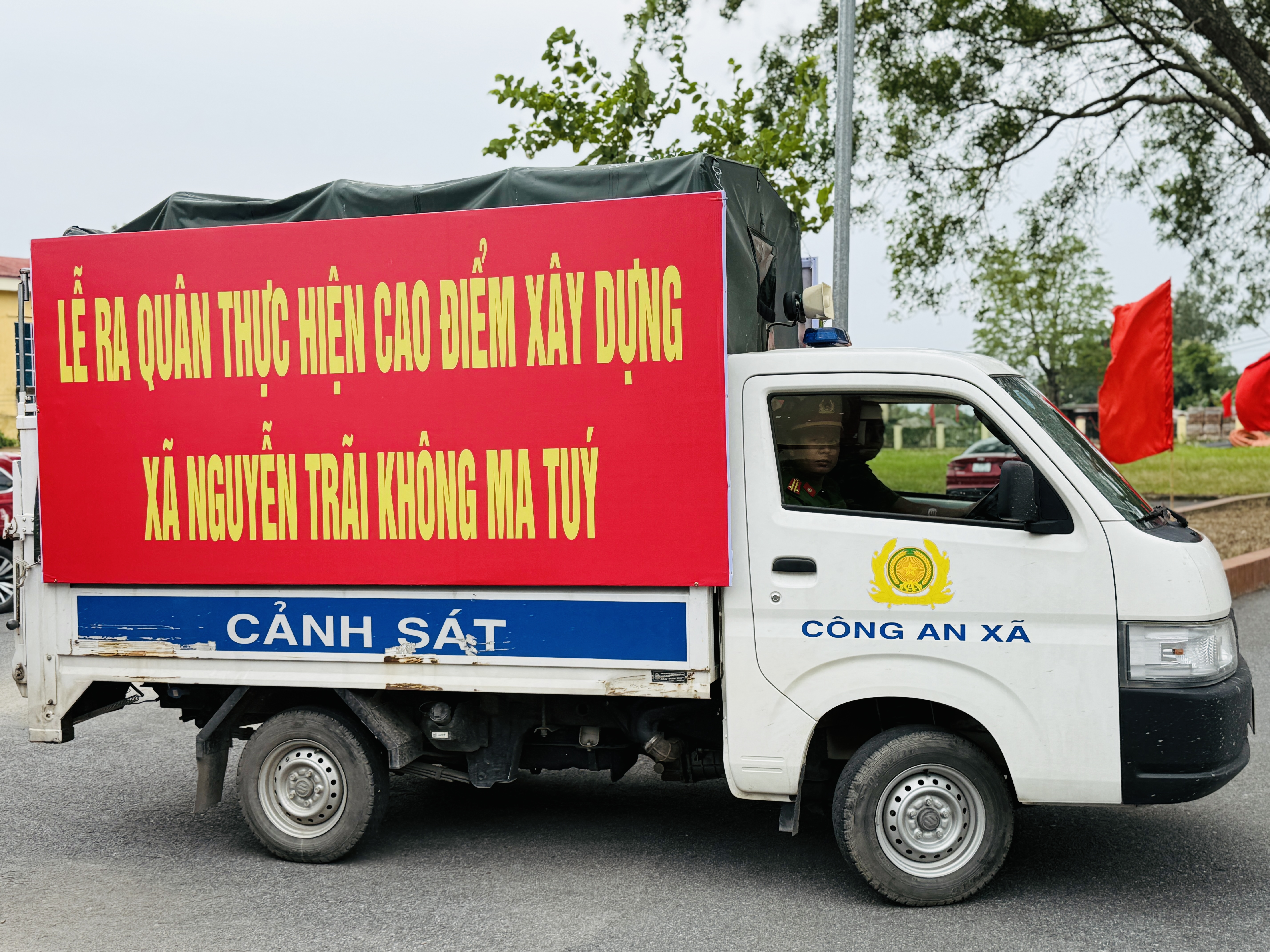 Xã Nguyễn Trãi tổ chức Lễ ra quân thực hiện cao điểm xây dựng xã Nguyễn Trãi không ma túy
