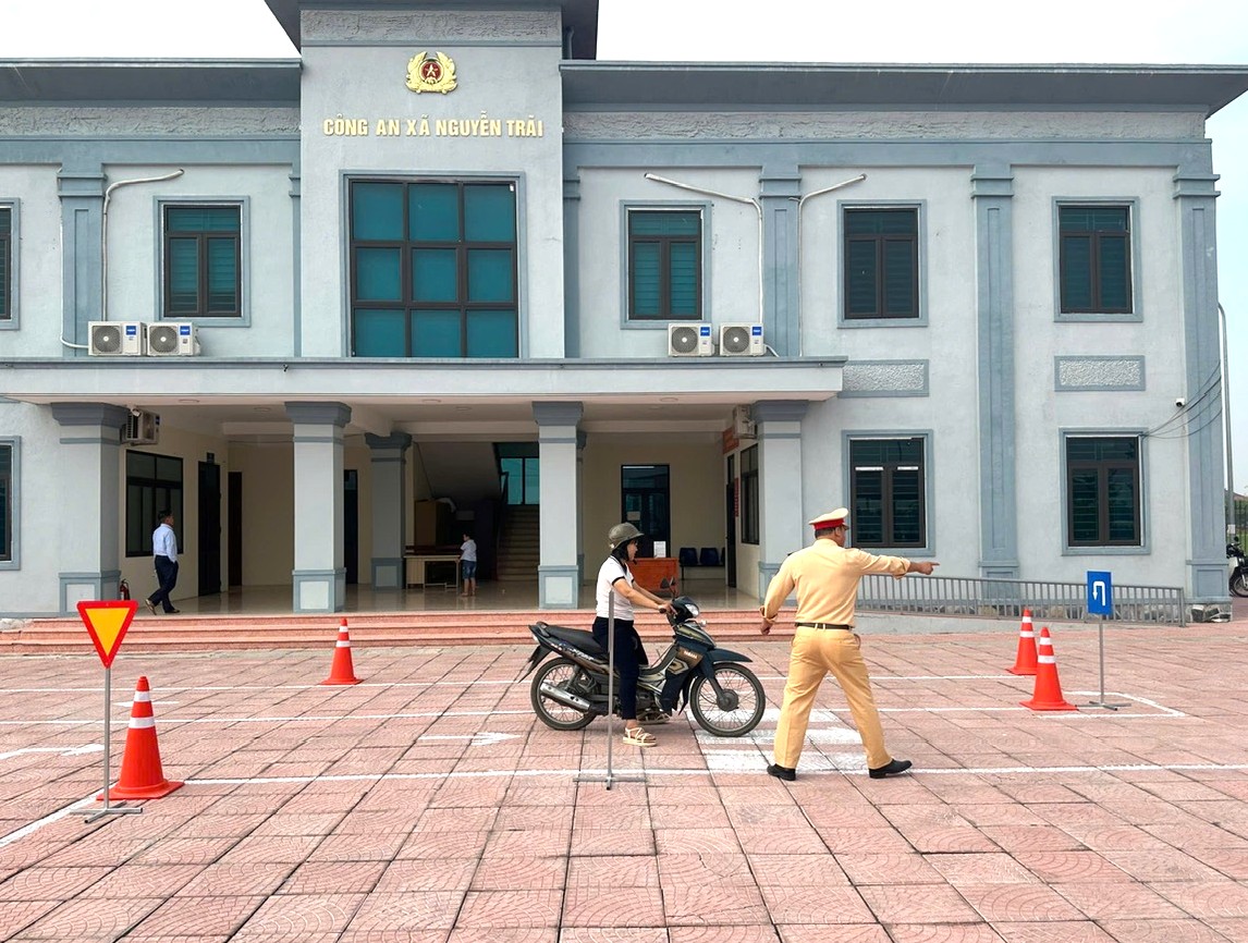 Công an xã Nguyễn Trãi tổ chức hội nghị triển khai “Chiến dịch đào tạo kỹ năng lái xe mô tô, xe gắn máy an toàn” cho lực lượng nòng cốt ở cơ sở