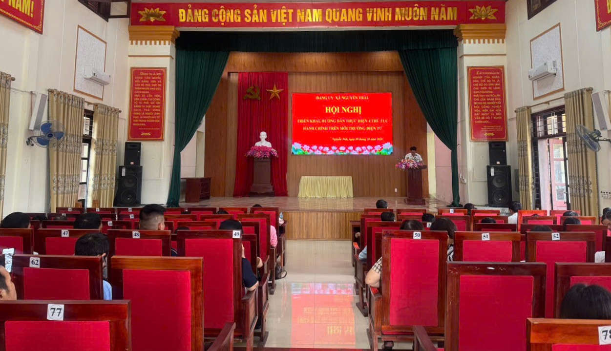 Đảng ủy xã Nguyễn Trãi tổ chức hội nghị triển khai, hướng dẫn thực hiện thủ tục hành chính trên môi trường điện tử
